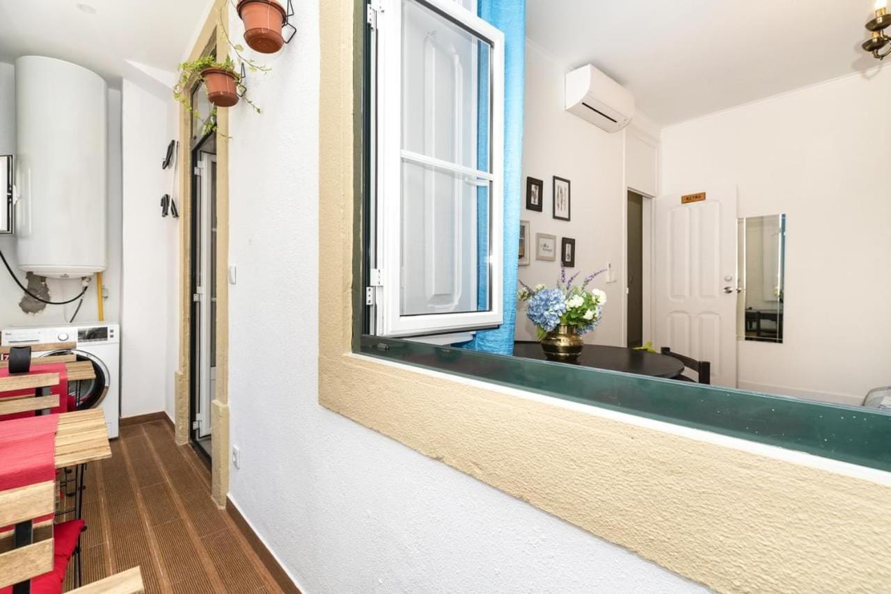 Retro M2 R4 - Lovely Double Room With Shared Bathroom Lisboa Exteriér fotografie
